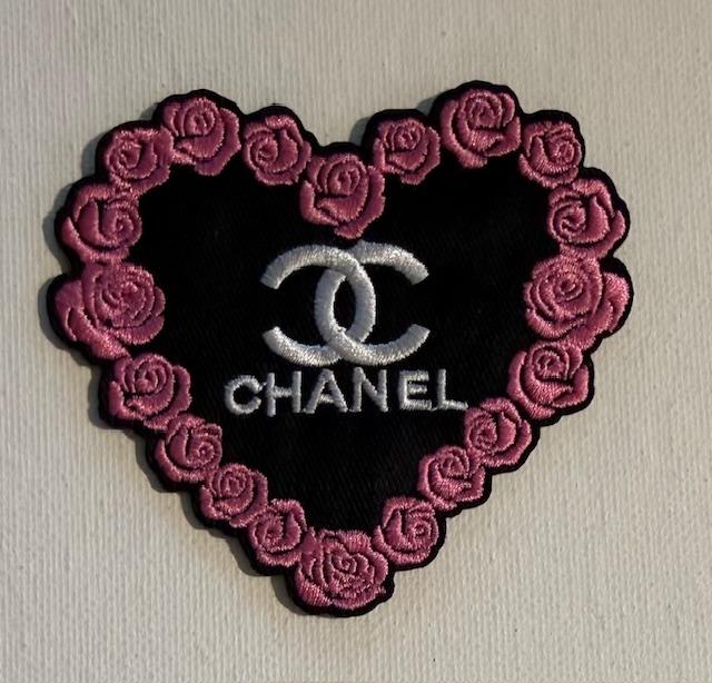 CC Heart outlined in pink roses hat patch
