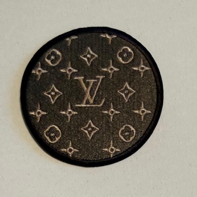 LV Round lt. brown hat patch