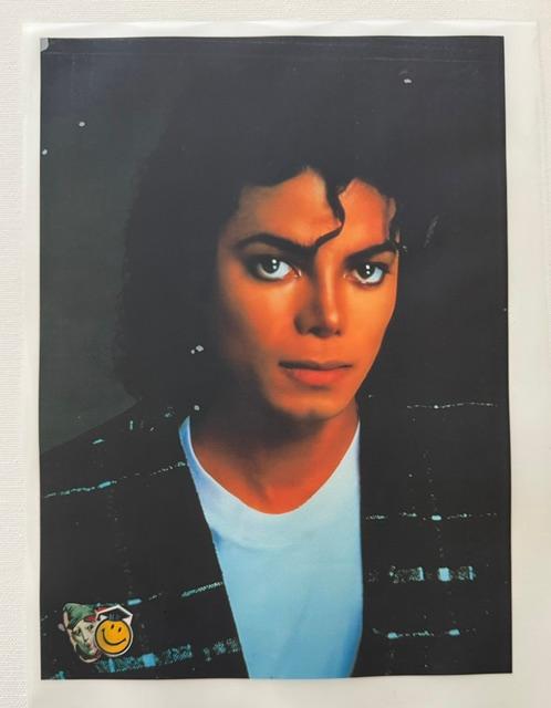 Michael Jackson-black background