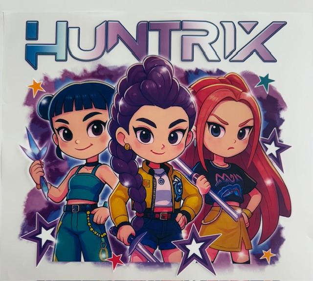 Huntrix-purple hair in middle