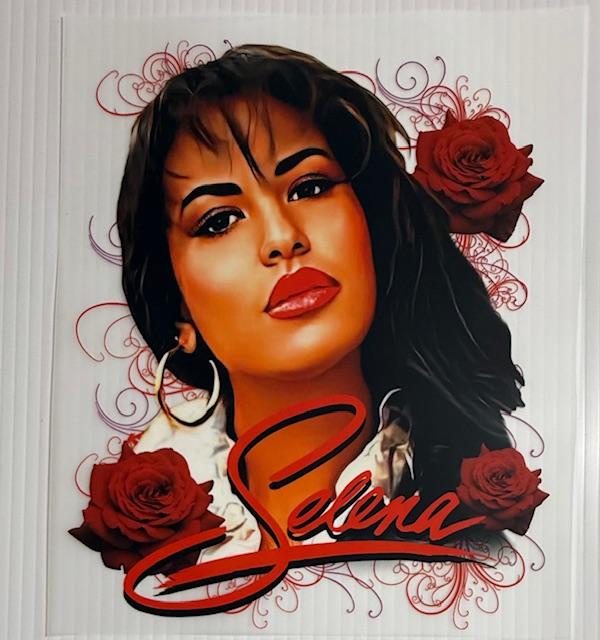 Selena - 3 red roses