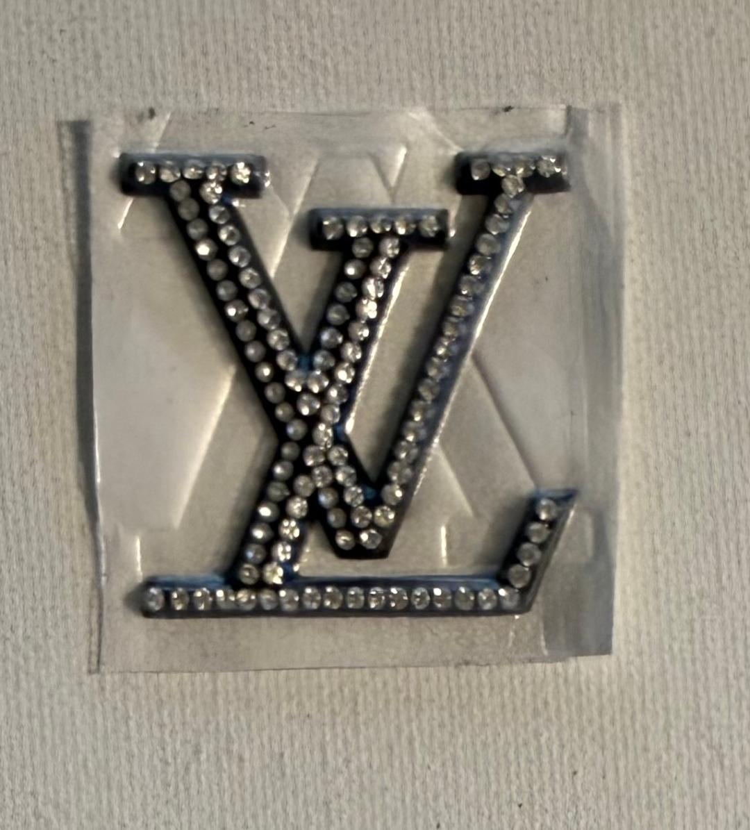 LV silver studs hat patch