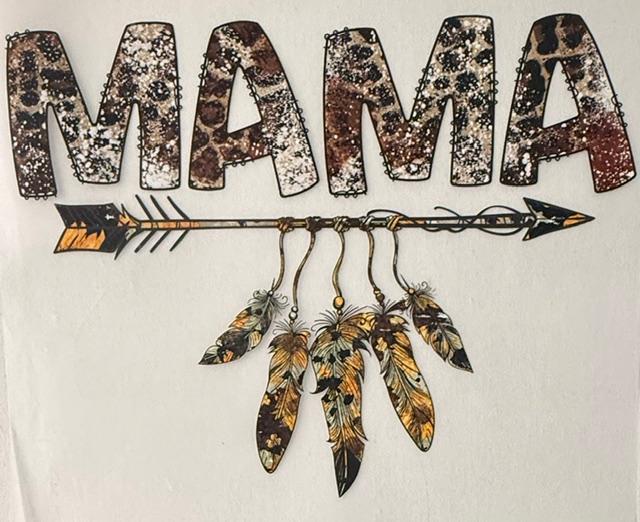 Mama - arrow with feathers