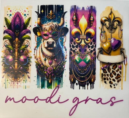 Mardi Gras cows-Moodi Gras