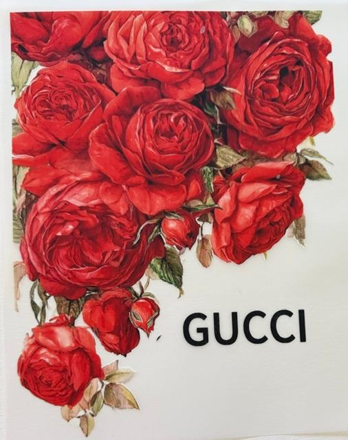 Gucci - red roses