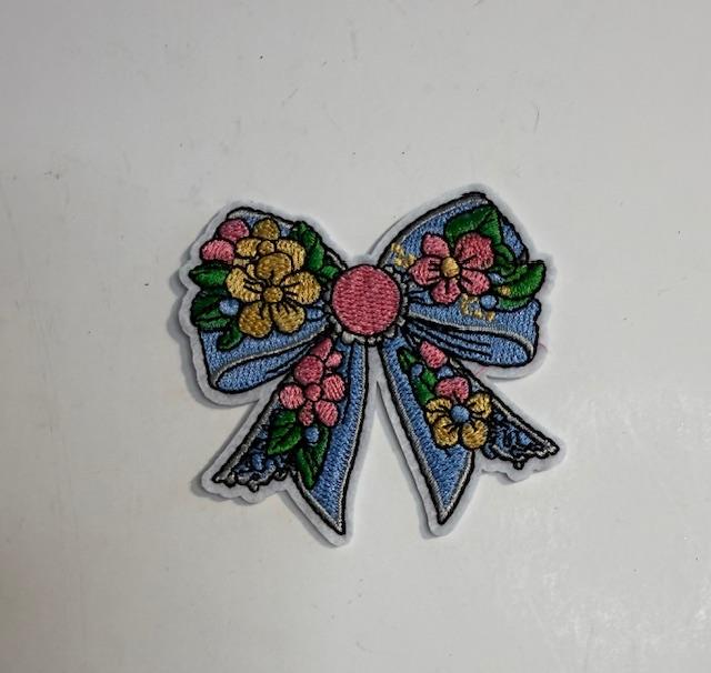 Blue bow w/ flowers hat patch