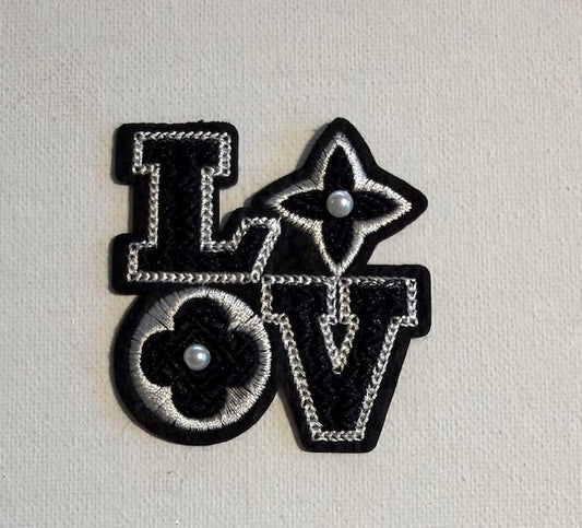LV-Black Love hat patch