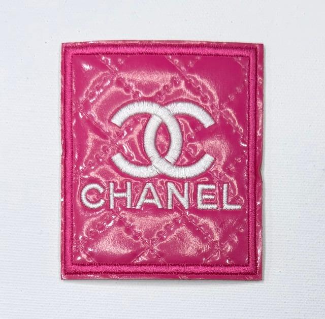 Chanel-pink patent leather hat patch