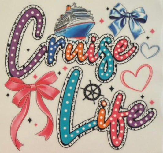 Cruise Life - ship in middle