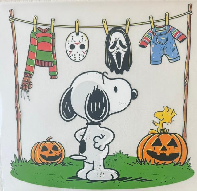 Snoopy - Halloween, costumes on clothes line