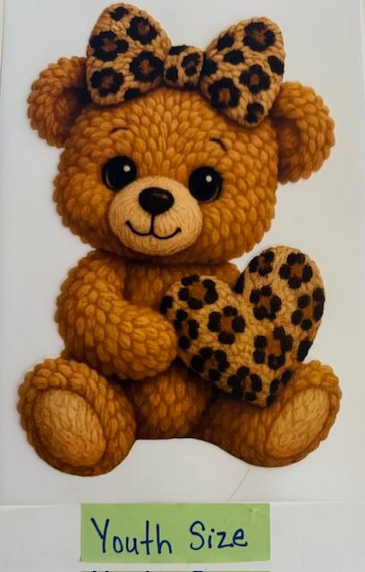 Bear w/ cheetah bow & heart -yarn