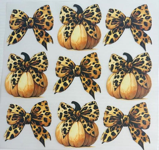 Pumpkins & cheetah bows